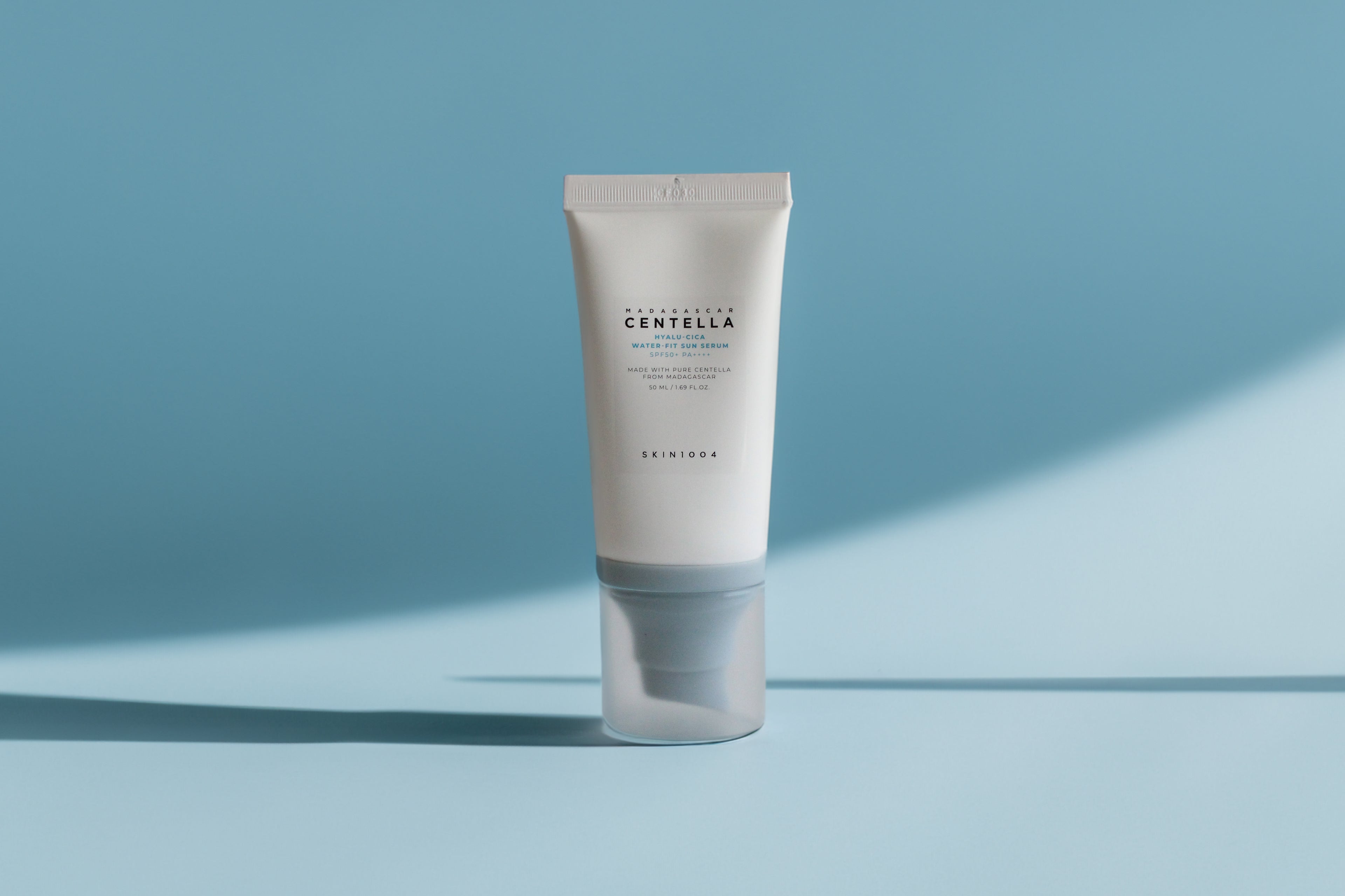 skin_1004_madagascar_centella_hyalu_cica_water_fit_sun_serum-fifty-milliliter